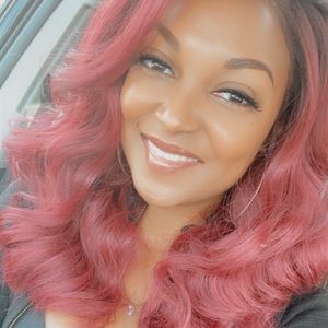 Meet your Posher, Christina